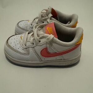 Nike Air Force One Kids White Sneakers with Pink and Yellow Details size 8C